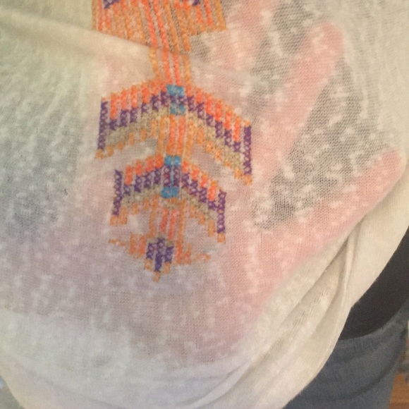 Top - Picture 6 of 6